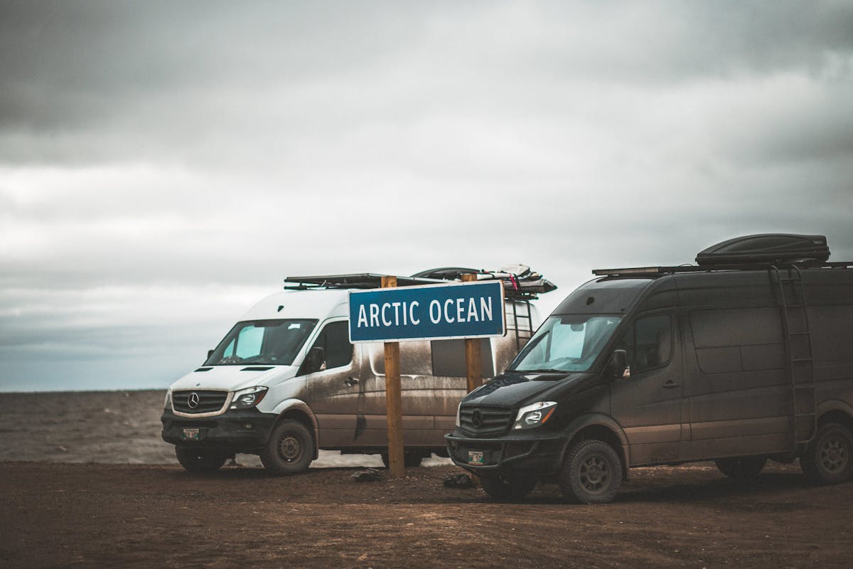 Vanlife arctice ocean
