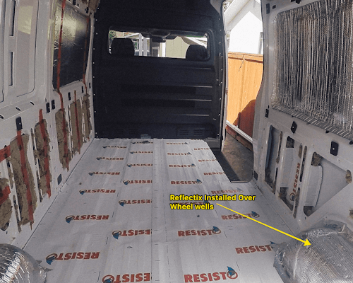 'Resisto sprinter van floor