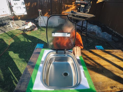 spritner van sink