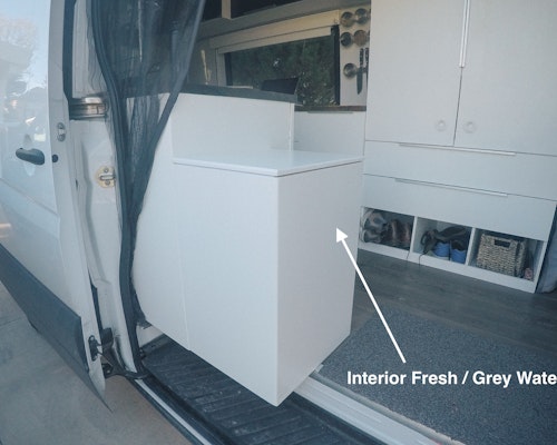 'Interior sprinter van tanks