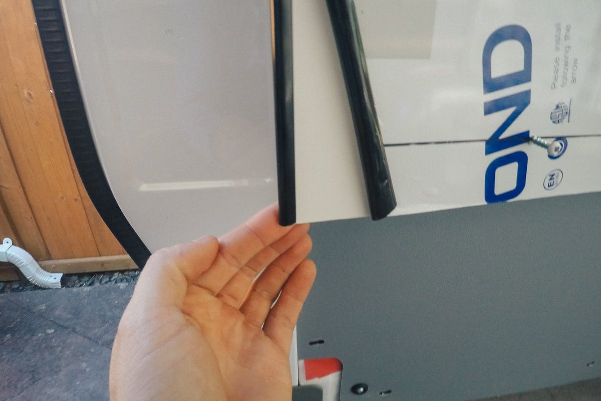 Installing ACP panel in the van acp wall panel