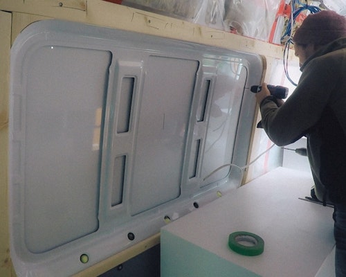 'Sprinter sprinter van window install